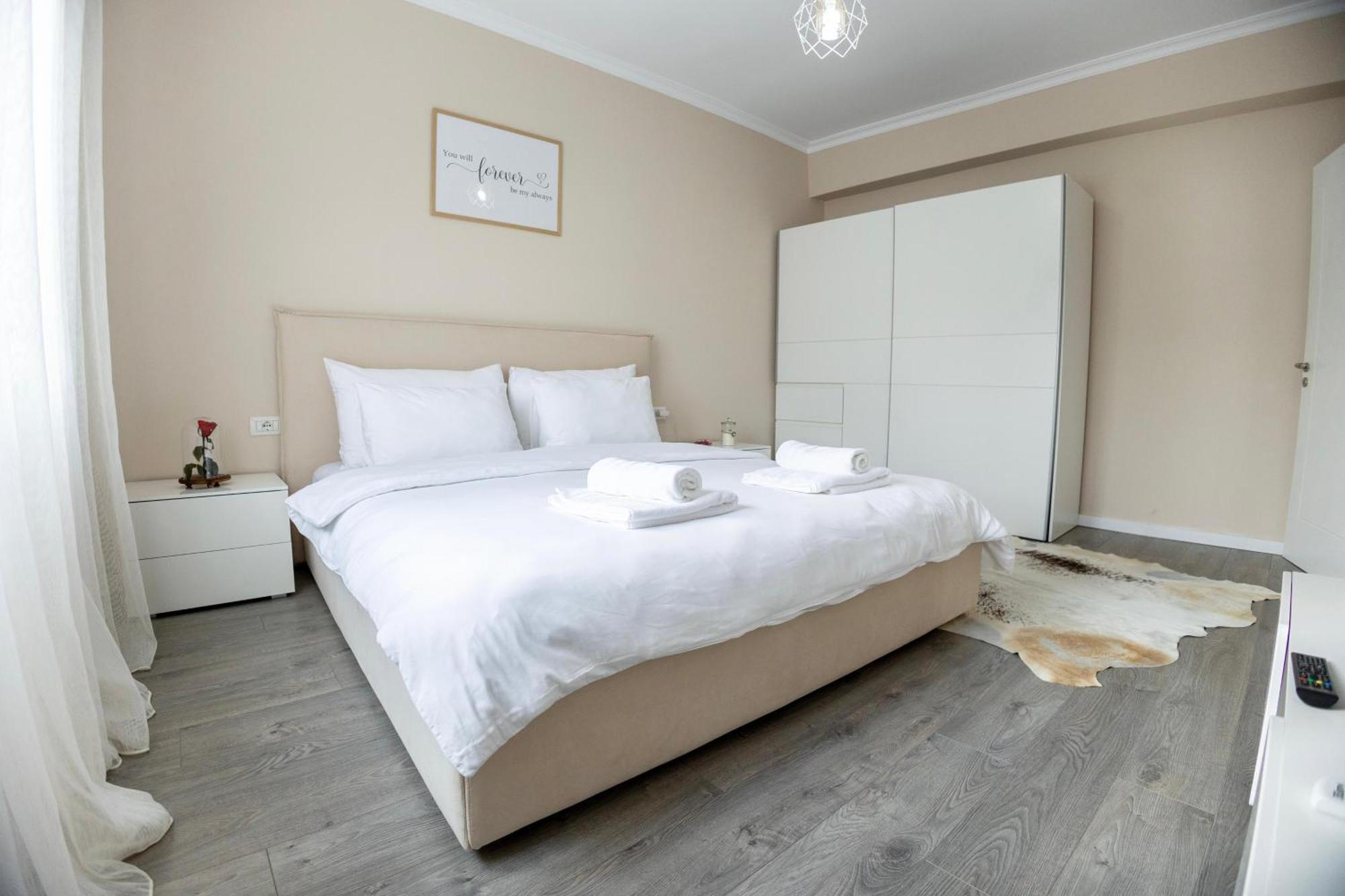 Cozy Flat Near Air Albania Stadium 1 Tirana Exterior photo